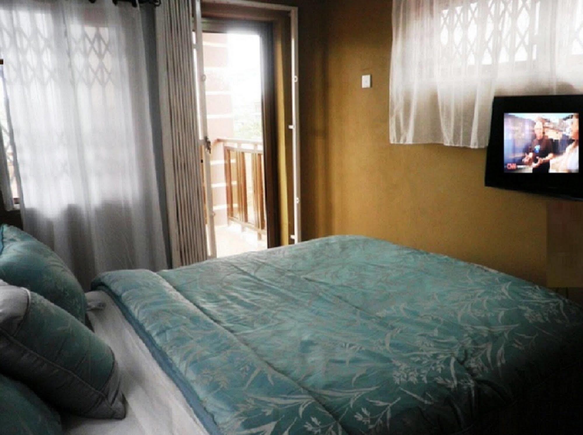 Marrets International Hotel - "Express" Cape Coast Eksteriør bilde